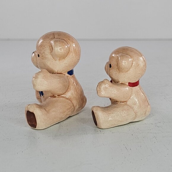 Vintage Ceramic Teddy Bear Miniature Figurine Set Red Blue Ribbon - Picture 5 of 8